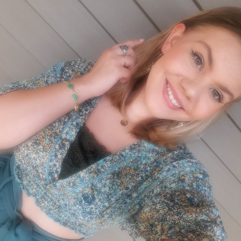 Meet your Posher, Sydney